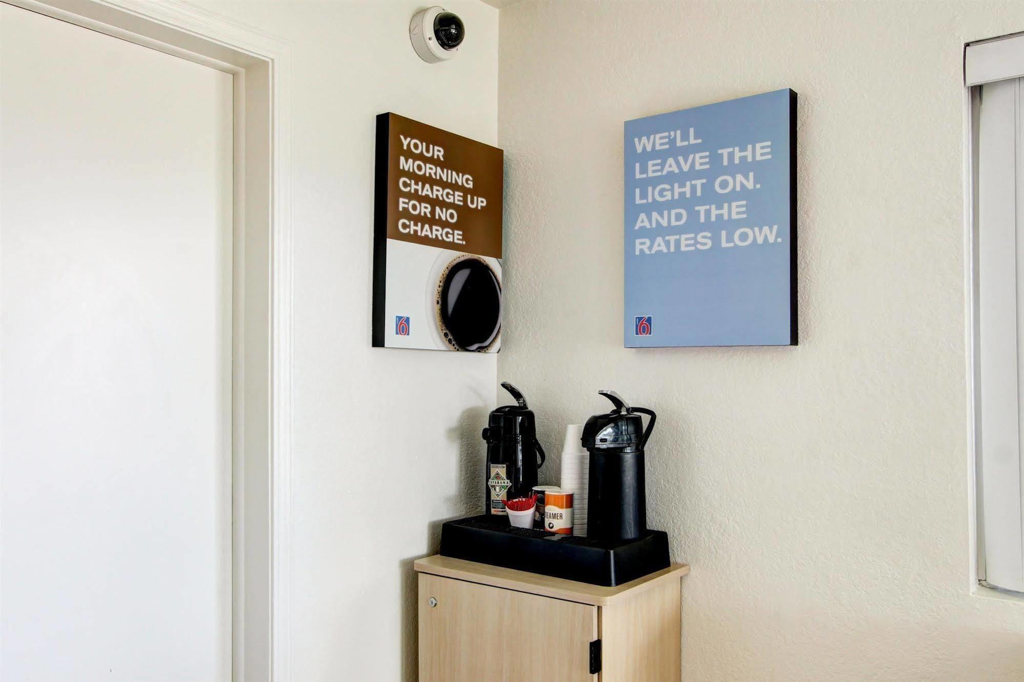 Motel 6-Denver, Co - Airport ภายนอก รูปภาพ