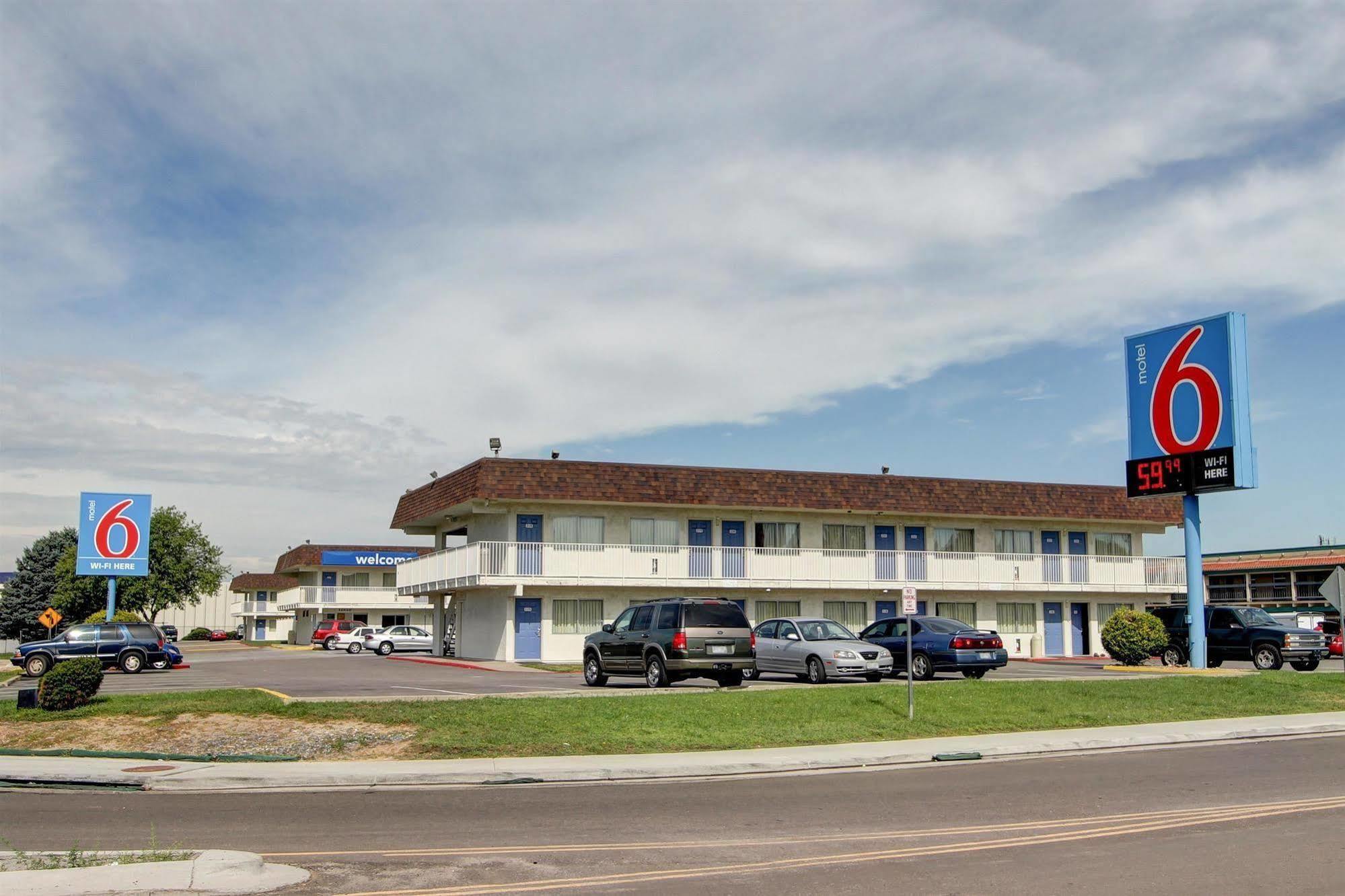 Motel 6-Denver, Co - Airport ภายนอก รูปภาพ