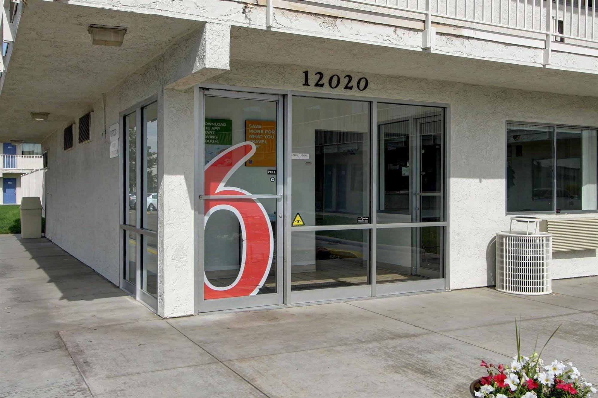 Motel 6-Denver, Co - Airport ภายนอก รูปภาพ